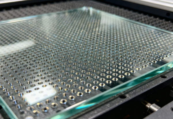 高铝玻璃激光钻孔 (6)